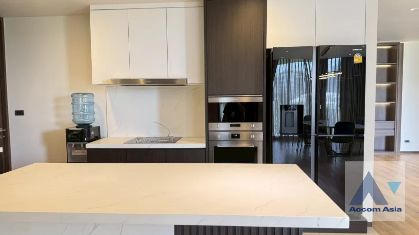 1  3 br Apartment For Rent in Sukhumvit ,Bangkok BTS Phrom Phong at Modern Brand New Apartment AA41336