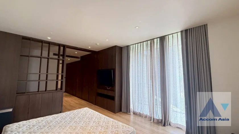 11  3 br Apartment For Rent in Sukhumvit ,Bangkok BTS Phrom Phong at Modern Brand New Apartment AA41336