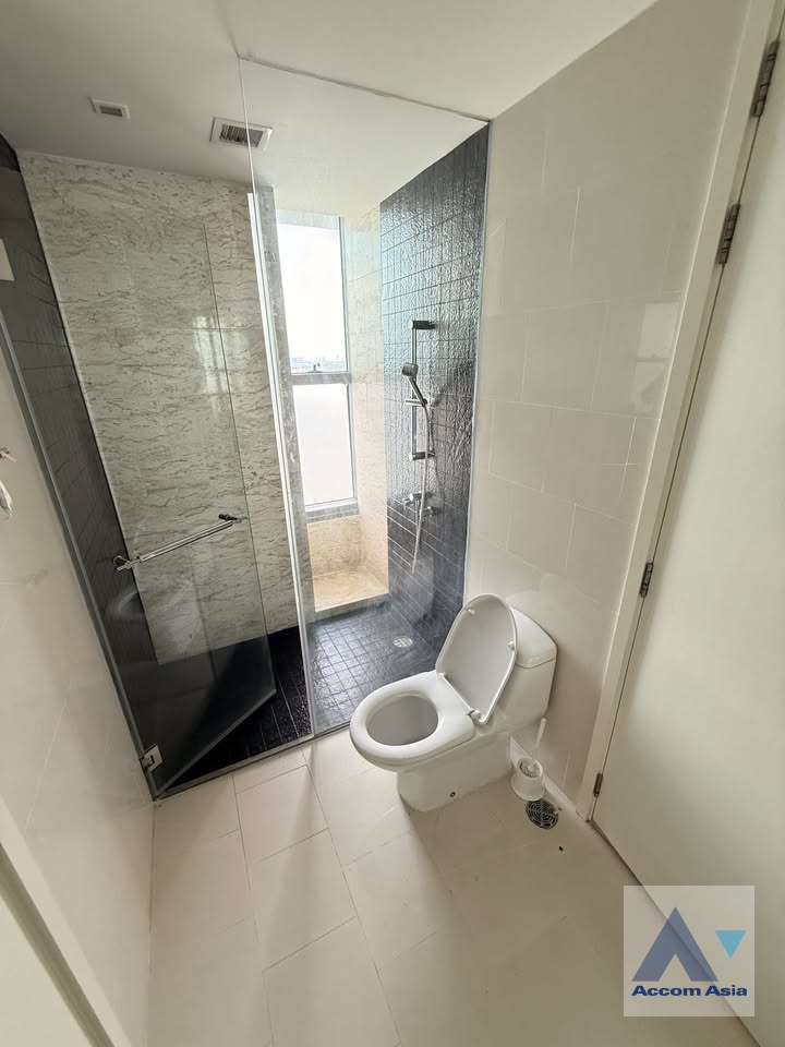 19  3 br Condominium For Sale in Rama 3 ,Bangkok BRT Wat Dan at The Pano AA41364