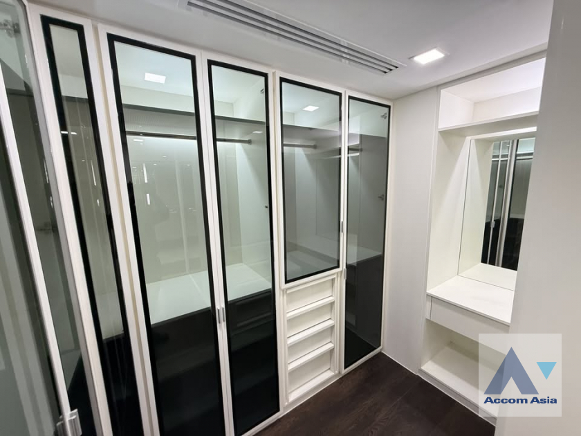 16  3 br Condominium For Sale in Rama 3 ,Bangkok BRT Wat Dan at The Pano AA41364