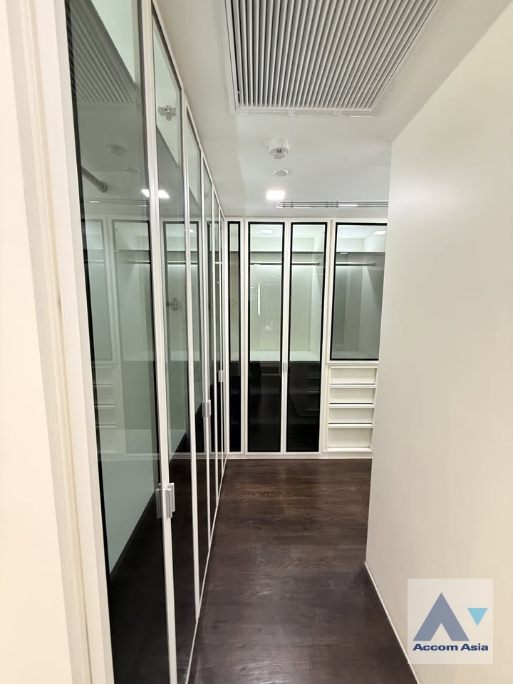 15  3 br Condominium For Sale in Rama 3 ,Bangkok BRT Wat Dan at The Pano AA41364