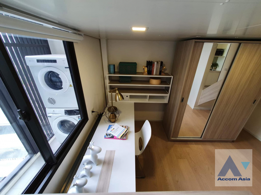 16  1 br Condominium For Sale in  ,Bangkok ARL Makkasan - MRT Rama 9 at Chewathai Residence Asoke AA41370