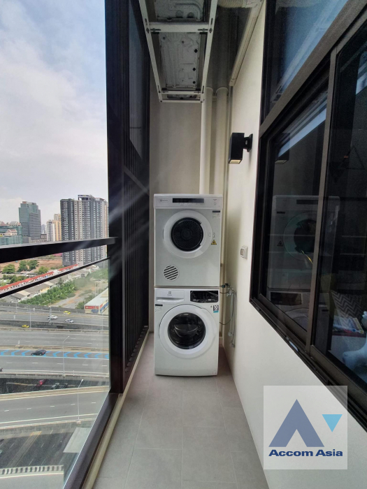 17  1 br Condominium For Sale in  ,Bangkok ARL Makkasan - MRT Rama 9 at Chewathai Residence Asoke AA41370