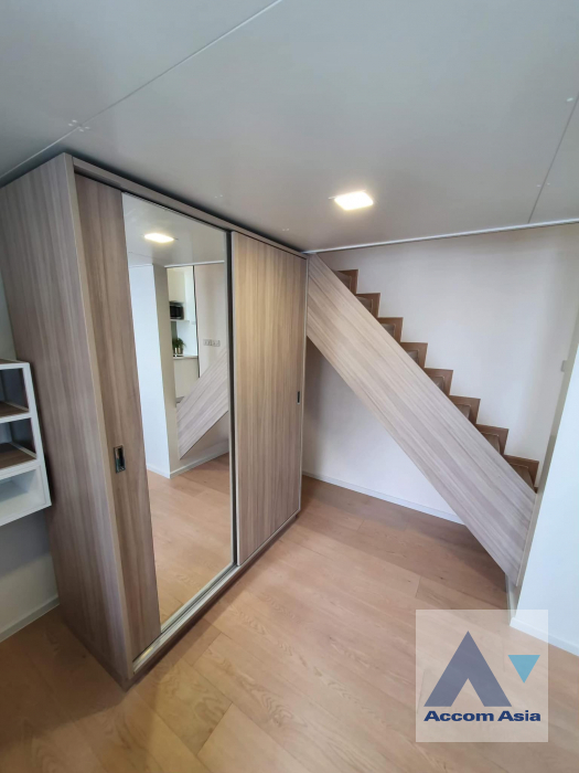 12  1 br Condominium For Sale in  ,Bangkok ARL Makkasan - MRT Rama 9 at Chewathai Residence Asoke AA41370