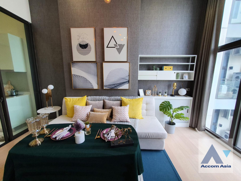  2  1 br Condominium For Sale in  ,Bangkok ARL Makkasan - MRT Rama 9 at Chewathai Residence Asoke AA41370