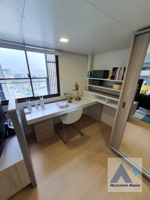 14  1 br Condominium For Sale in  ,Bangkok ARL Makkasan - MRT Rama 9 at Chewathai Residence Asoke AA41370