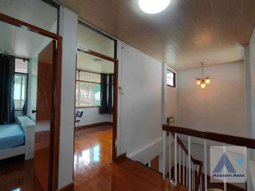 13  4 br House for rent and sale in Sukhumvit ,Bangkok BTS Ekkamai AA41441