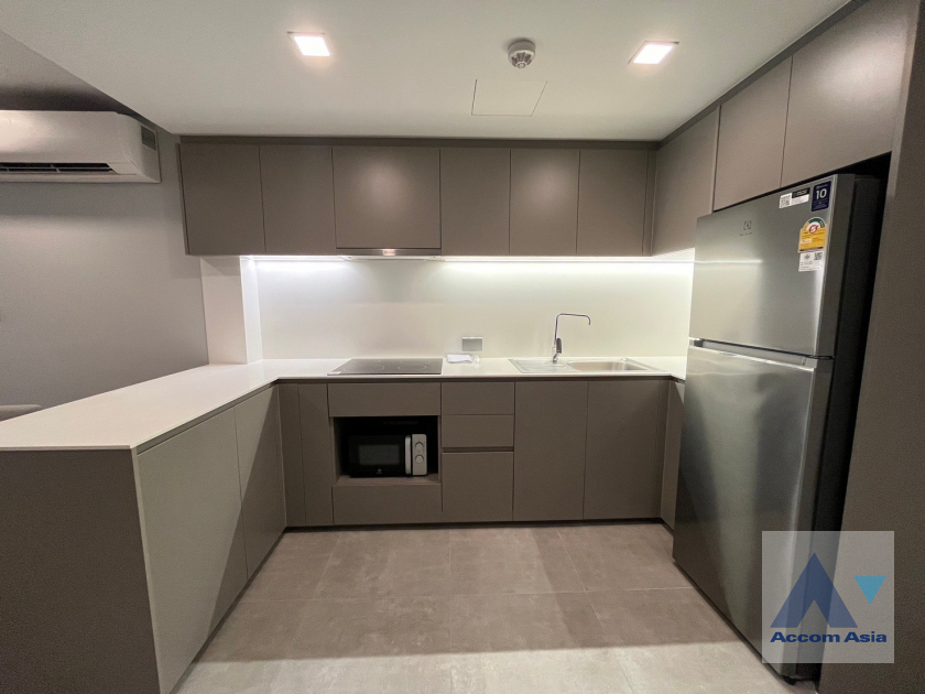 4  2 br Apartment For Rent in Sukhumvit ,Bangkok BTS Asok at Comfortable of Living Space AA41455