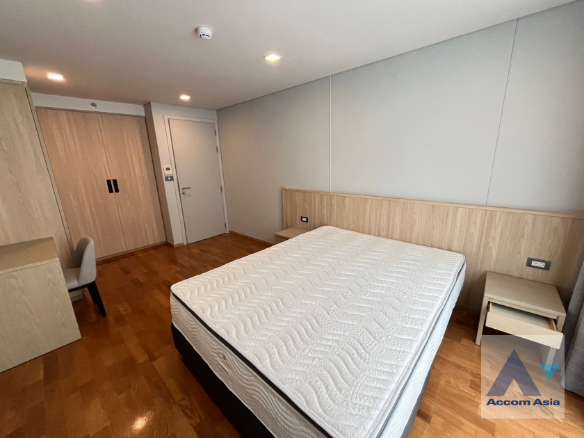 8  2 br Apartment For Rent in Sukhumvit ,Bangkok BTS Asok at Comfortable of Living Space AA41455