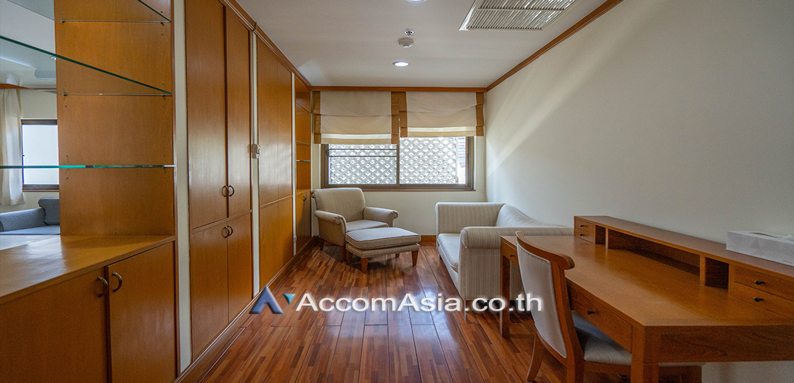 7  2 br Apartment for rent and sale in Sathorn ,Bangkok BTS Chong Nonsi at Cozy Low-rise Apartment in Sathorn, Walk to BTS 6 mins. 1004503