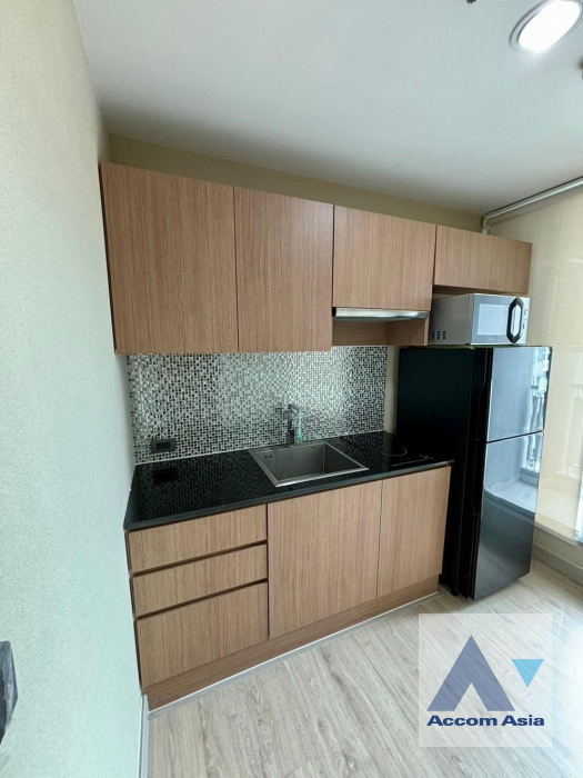  1  1 br Condominium For Sale in Ratchadaphisek ,Bangkok  at RHYTHM Ratchada AA41475