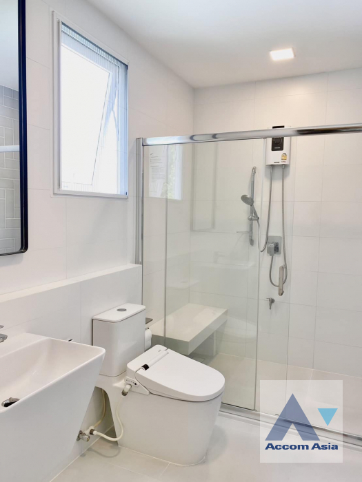 24  2 br House for rent and sale in Pattanakarn ,Bangkok  at Anya Bangna-Ramkhamhaeng 2 AA41496