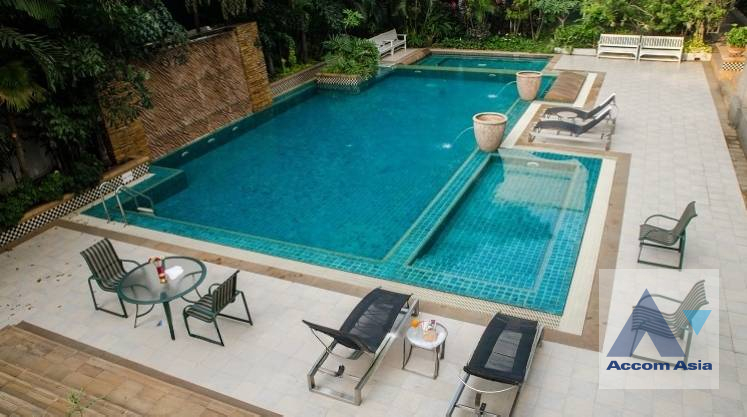  2  4 br Apartment For Rent in Ploenchit ,Bangkok BTS Ploenchit at Elegance and Traditional Luxury AA41695