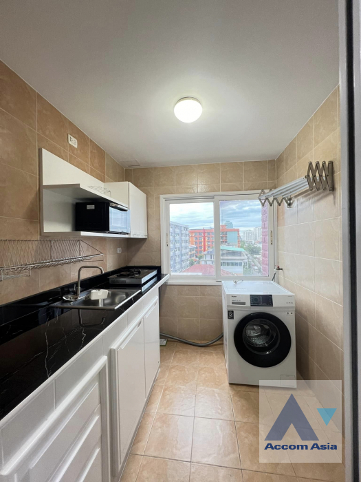 7  2 br Condominium For Rent in Ratchadaphisek ,Bangkok MRT Sutthisan at Happy condo Ratchada 18 AA41716