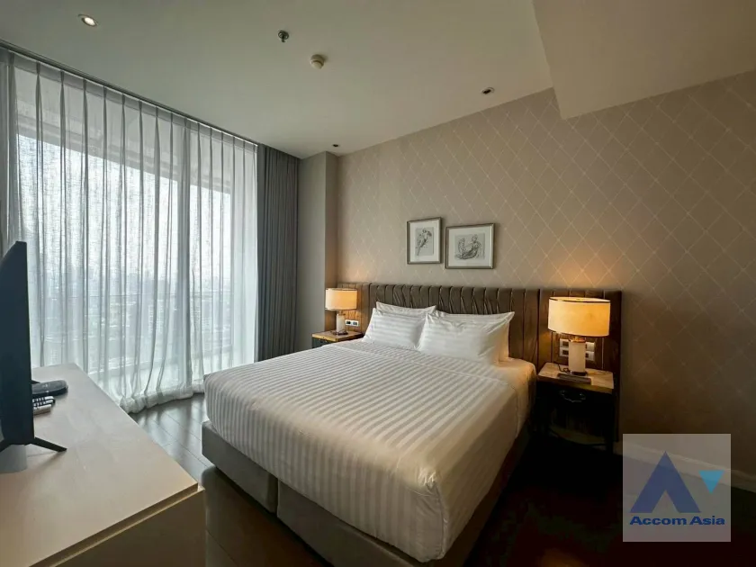 8  2 br Apartment For Rent in Ploenchit ,Bangkok BTS Ratchadamri at Luxury Service Residence AA41759