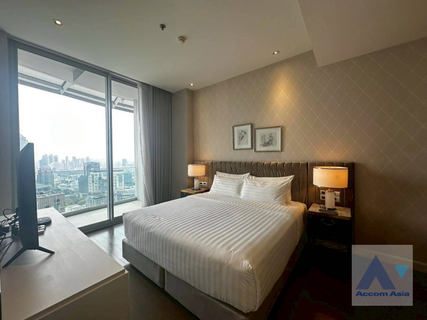 5  2 br Apartment For Rent in Ploenchit ,Bangkok BTS Ratchadamri at Luxury Service Residence AA41759