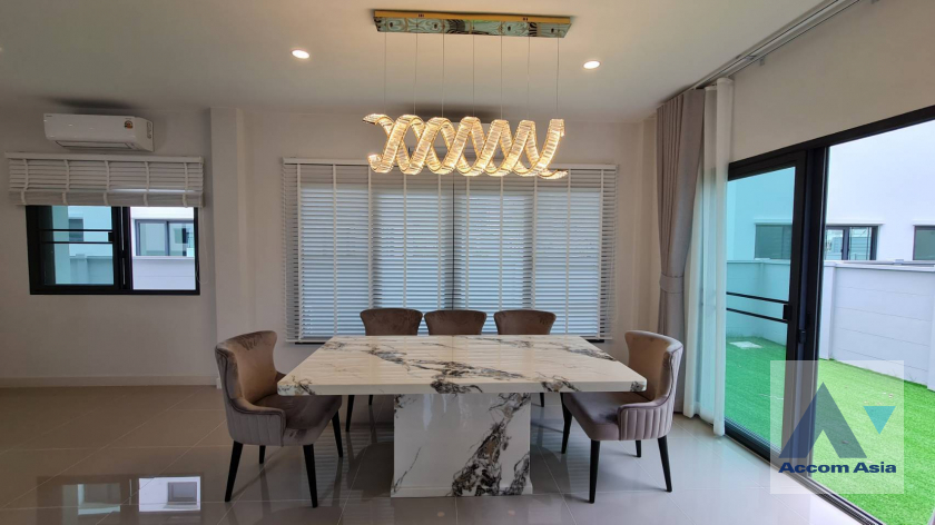 unit 3 Bedrooms  House For Rent & Sale in Samutprakan, Samutprakan  (AA41860)