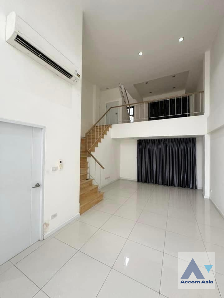  1  4 br Townhouse For Rent in Samutprakan ,Samutprakan  at Y Residence Sukhumvit 113 AA41880