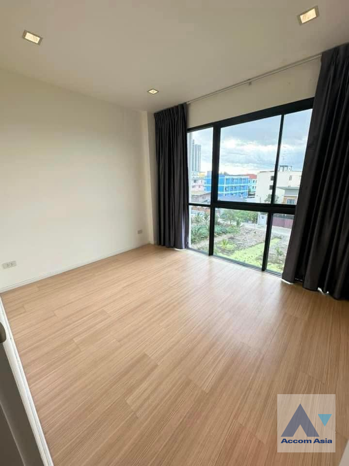 7  4 br Townhouse For Rent in Samutprakan ,Samutprakan  at Y Residence Sukhumvit 113 AA41880