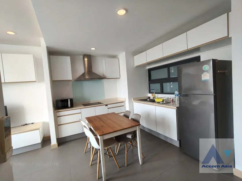 unitFully Furnished, Pet friendly |  2 Bedrooms  Apartment For Rent & Sale in Sukhumvit, Bangkok  near BTS Ekkamai (AA41902)
