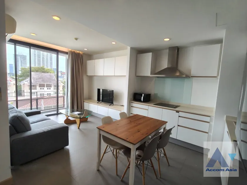 unitFully Furnished, Pet friendly |  2 Bedrooms  Apartment For Rent & Sale in Sukhumvit, Bangkok  near BTS Ekkamai (AA41902)