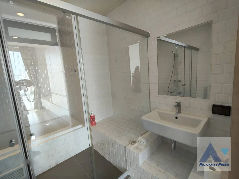 8  2 br Apartment for rent and sale in Sukhumvit ,Bangkok BTS Ekkamai at Eco friendly AA41902