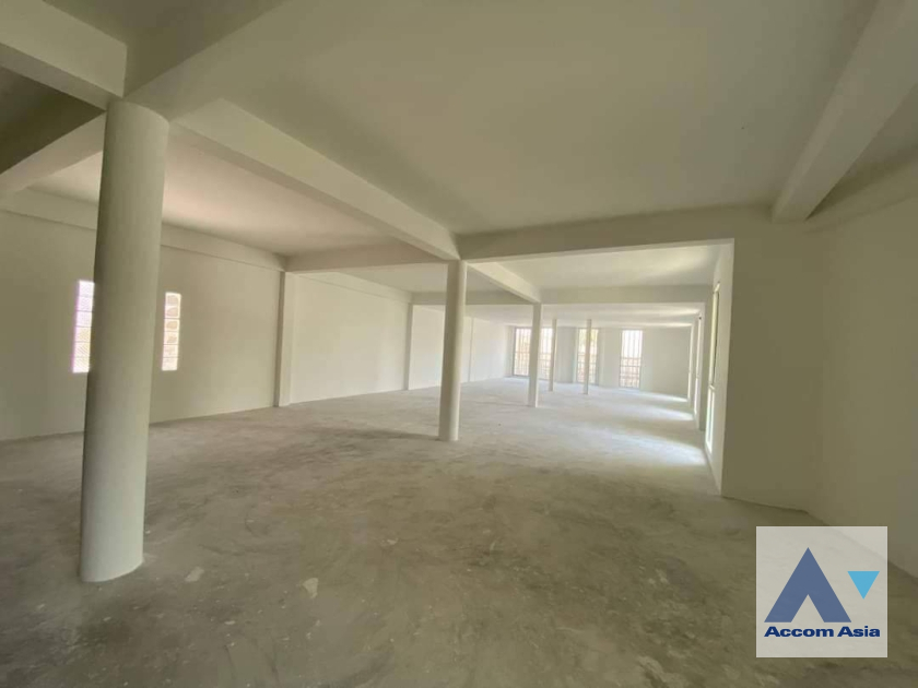 unit Building For Sale in Sukhumvit, Bangkok  near BTS Phrom Phong - MRT Queen Sirikit National Convention Center (AA41973)