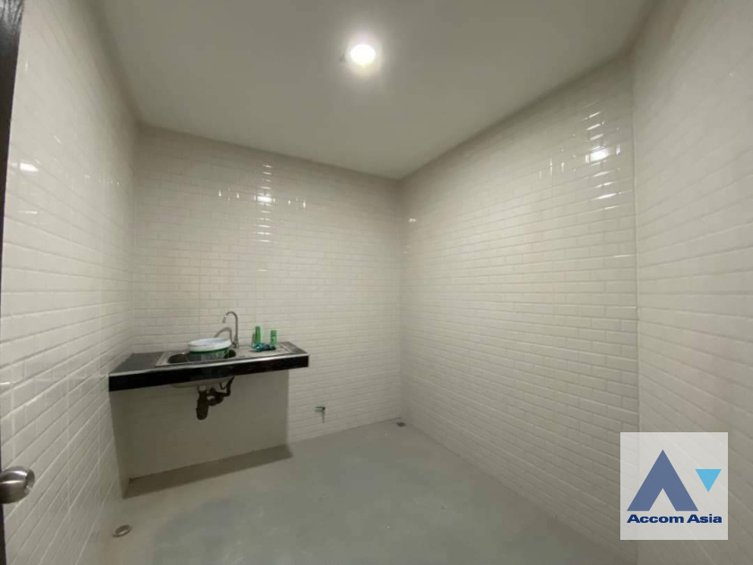 5  Building For Sale in Sukhumvit ,Bangkok BTS Phrom Phong - MRT Queen Sirikit National Convention Center AA41973