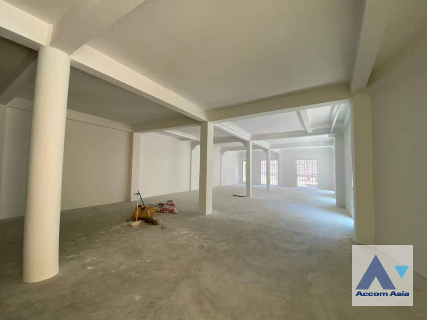 unit Building For Sale in Sukhumvit, Bangkok  near BTS Phrom Phong - MRT Queen Sirikit National Convention Center (AA41973)