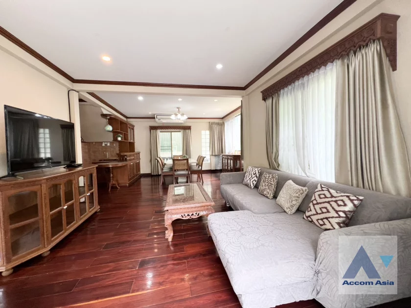  2  3 br House For Rent in Sathorn ,Bangkok BTS Saint Louis - BTS Chong Nonsi at Oriental Style House in Compound with Pool AA42073