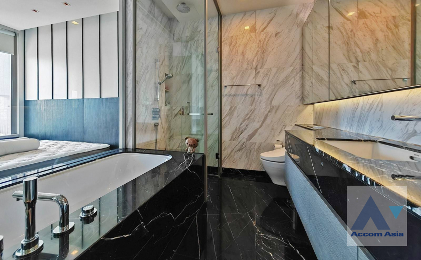 9  1 br Condominium for rent and sale in Silom ,Bangkok BTS Sala Daeng at Saladaeng One Condominium AA42088