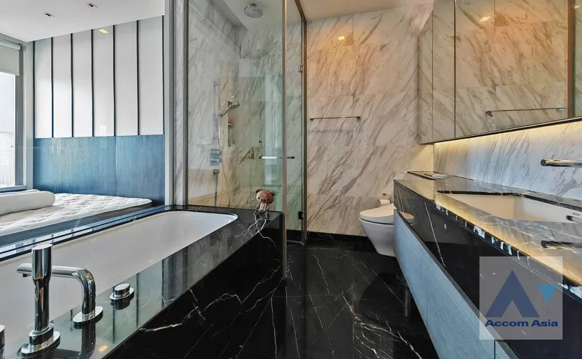 9  1 br Condominium for rent and sale in Silom ,Bangkok BTS Sala Daeng at Saladaeng One Condominium AA42088