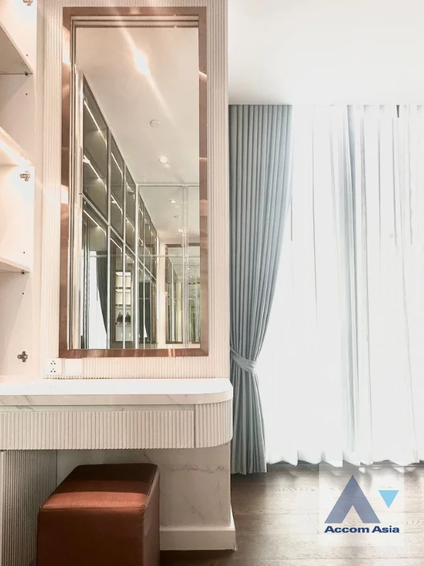 5  1 br Condominium for rent and sale in Sathorn ,Bangkok BTS Chong Nonsi - MRT Lumphini at Supalai ICON Sathorn AA42225