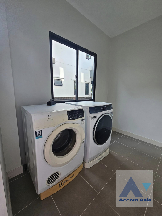 19  4 br House For Rent in Pattanakarn ,Bangkok ARL Ban Thap Chang at H-CAPE Serene Bangna-Sukaphiban 2 AA42350