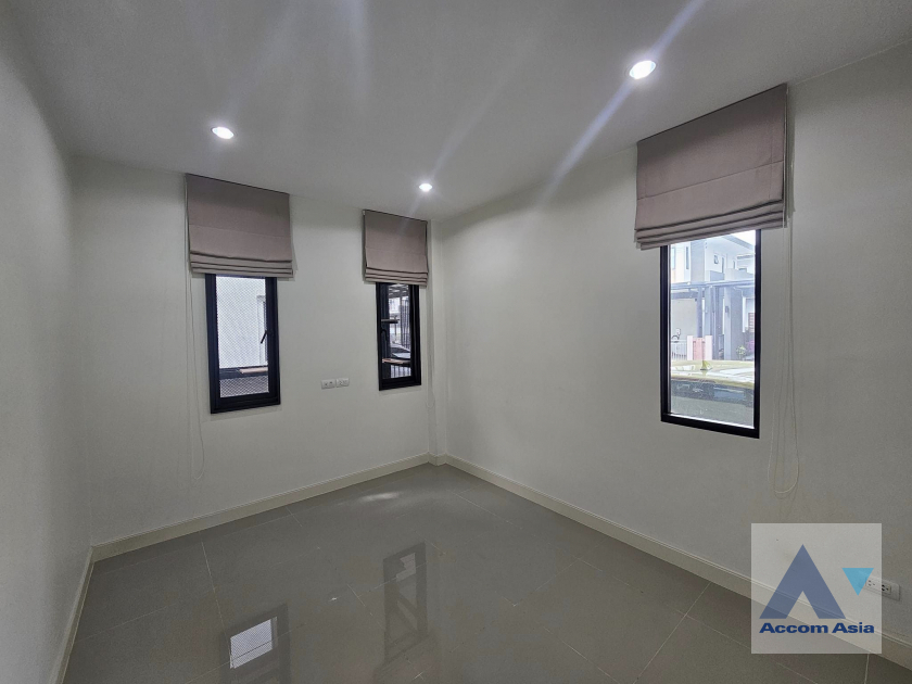 5  4 br House For Rent in Pattanakarn ,Bangkok ARL Ban Thap Chang at H-CAPE Serene Bangna-Sukaphiban 2 AA42350