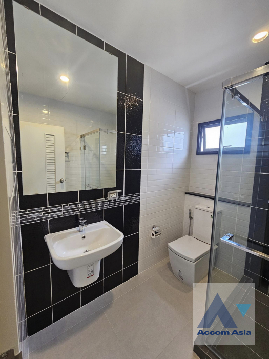 16  4 br House For Rent in Pattanakarn ,Bangkok ARL Ban Thap Chang at H-CAPE Serene Bangna-Sukaphiban 2 AA42350