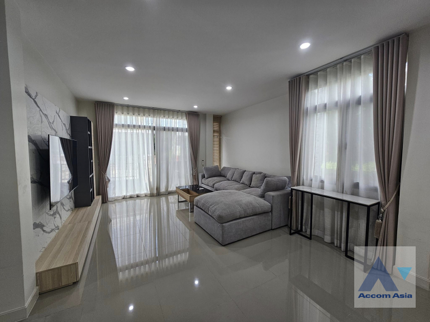  2  4 br House For Rent in Pattanakarn ,Bangkok ARL Ban Thap Chang at H-CAPE Serene Bangna-Sukaphiban 2 AA42350