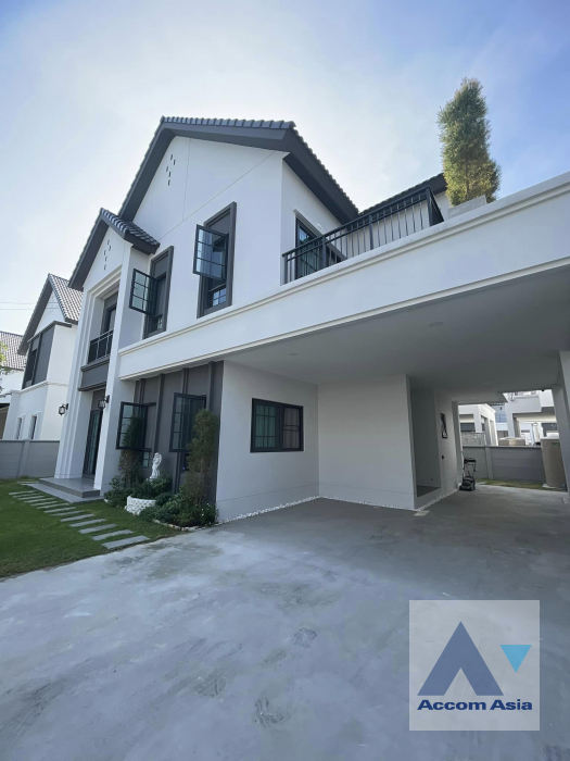  2  4 br House For Rent in Samutprakan ,Samutprakan  at Centro Bangna AA42423