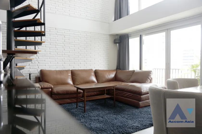 unitFully Furnished, Top floor, Duplex Condo, Penthouse |  2 Bedrooms  Condominium For Rent & Sale in Sukhumvit, Bangkok  near BTS Thong Lo (AA42534)