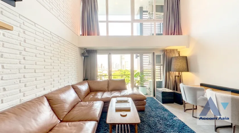 unitFully Furnished, Top floor, Duplex Condo, Penthouse |  2 Bedrooms  Condominium For Rent & Sale in Sukhumvit, Bangkok  near BTS Thong Lo (AA42534)