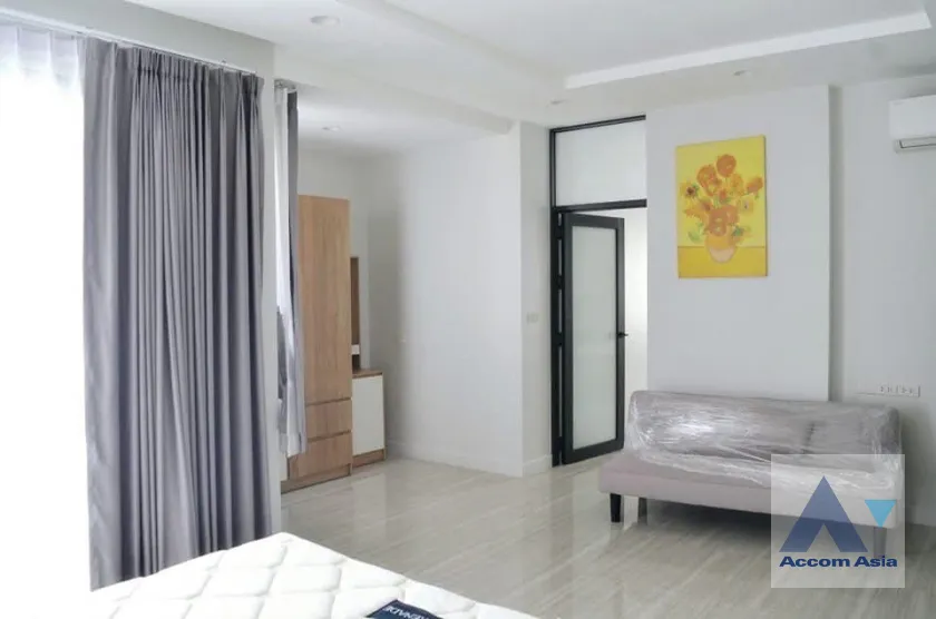 11  5 br House For Rent in Sukhumvit ,Bangkok BTS Thong Lo AA42764