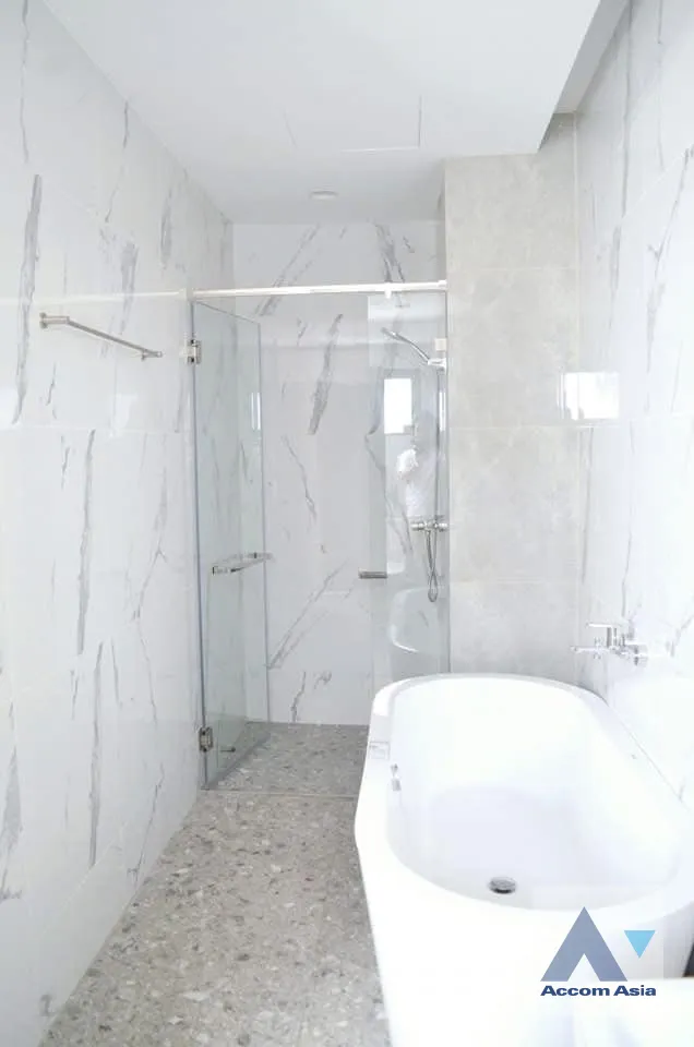 15  5 br House For Rent in Sukhumvit ,Bangkok BTS Thong Lo AA42764