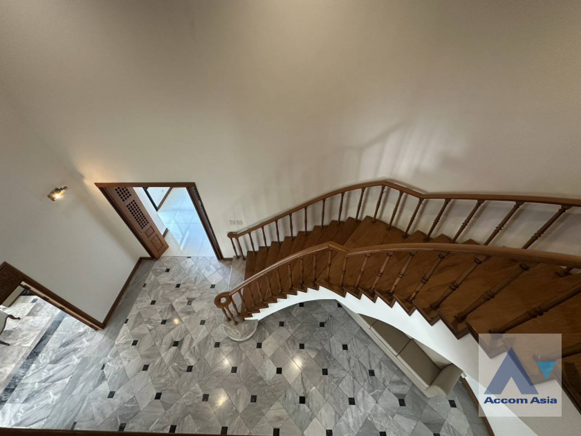 8  5 br Apartment For Rent in Sukhumvit ,Bangkok BTS Thong Lo at Ideal Apartment For Big Family - Unit starts 280 SQ.M. AA42825