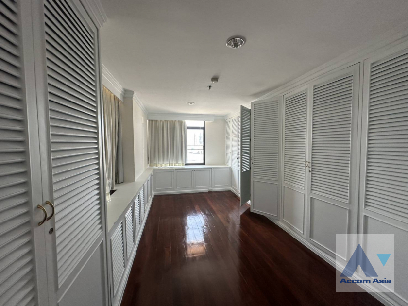 12  5 br Apartment For Rent in Sukhumvit ,Bangkok BTS Thong Lo at Ideal Apartment For Big Family - Unit starts 280 SQ.M. AA42825