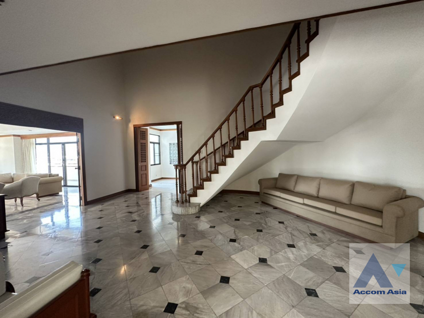 9  5 br Apartment For Rent in Sukhumvit ,Bangkok BTS Thong Lo at Ideal Apartment For Big Family - Unit starts 280 SQ.M. AA42825