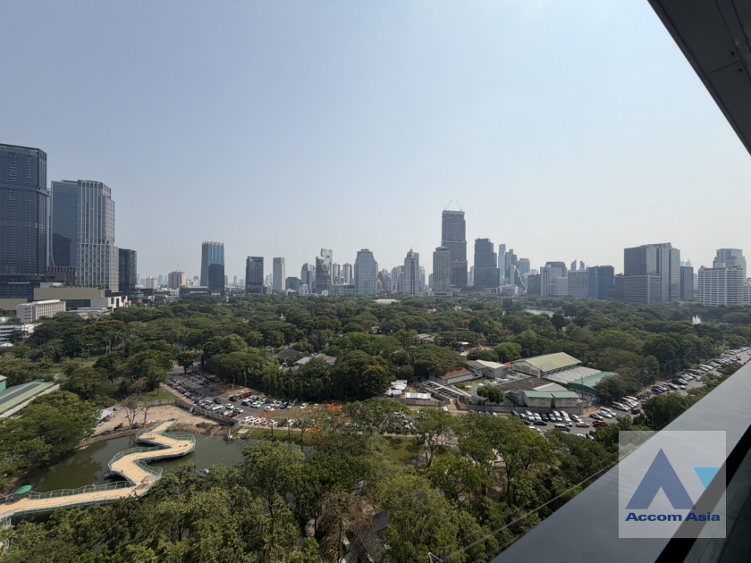 12  1 br Condominium For Rent in Ploenchit ,Bangkok BTS Ploenchit at Sindhorn Tonson AA42868