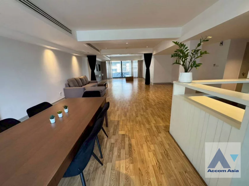 11  3 br Apartment for rent and sale in Sukhumvit ,Bangkok BTS Asok - MRT Sukhumvit at Newly Renovated AA42873