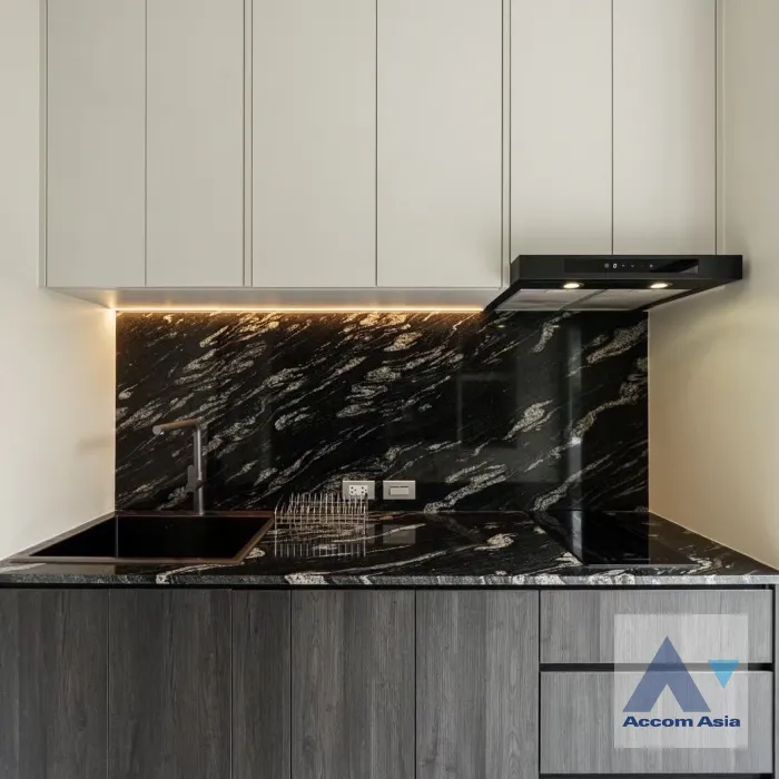 7  2 br House for rent and sale in Sukhumvit ,Bangkok BTS On Nut at Baan Klang Muang CLASSE Sukhumvit 77 AA42955