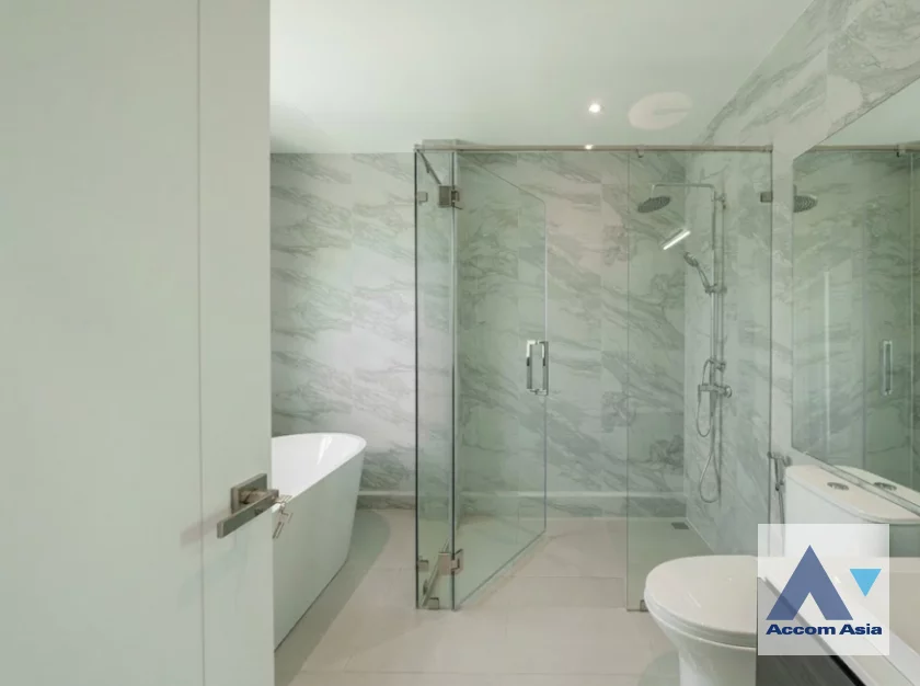 13  3 br Townhouse for rent and sale in Sukhumvit ,Bangkok BTS Phra khanong at Moo Baan Klongtan Nivet AA42977