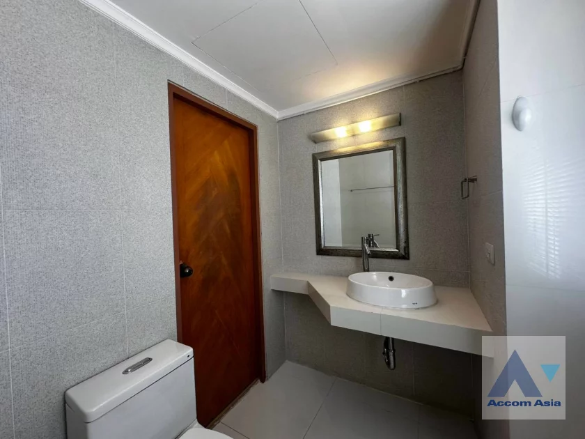12  2 br Condominium For Rent in Sukhumvit ,Bangkok BTS Phrom Phong at Turnberry AA43046